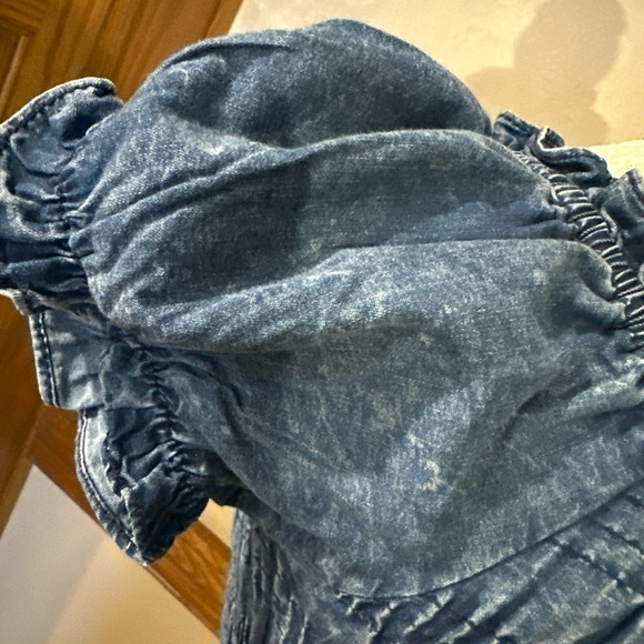 Junior Denim Blue Smocked Crop Top with Puff Sleeves size Small - Picture 5 of 13